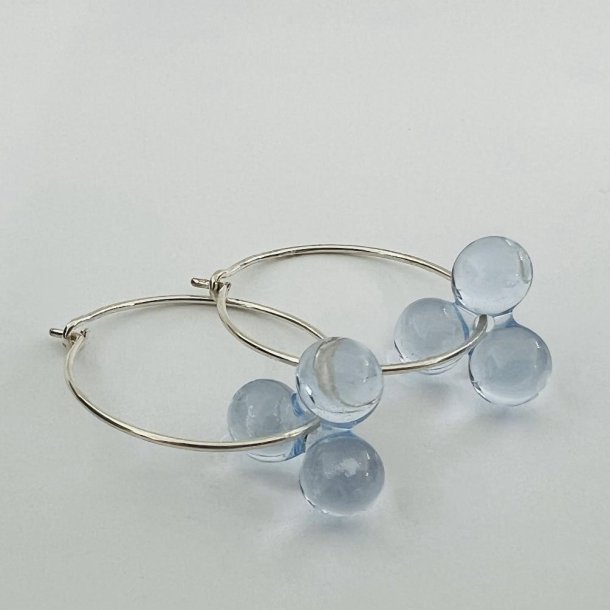 Clover Hoop - Almost Not Blue