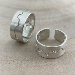 Heartbeat Ring