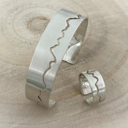 Heartbeat Ring