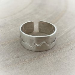 Heartbeat Ring